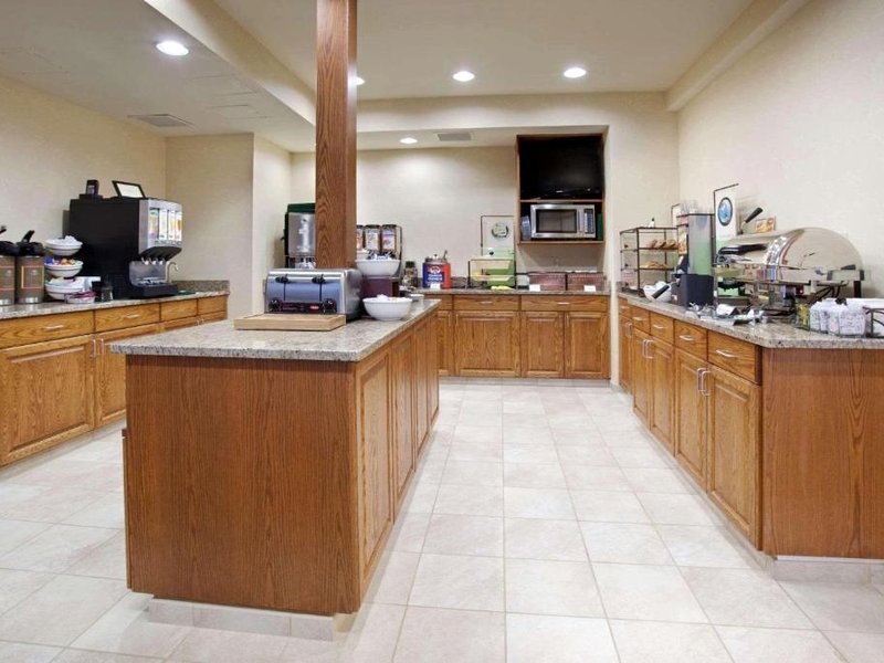 カントリー イン&スイーツ バイ ラディソン グリーリー (Country Inn & Suites by Radisson, Greeley, CO)の写真