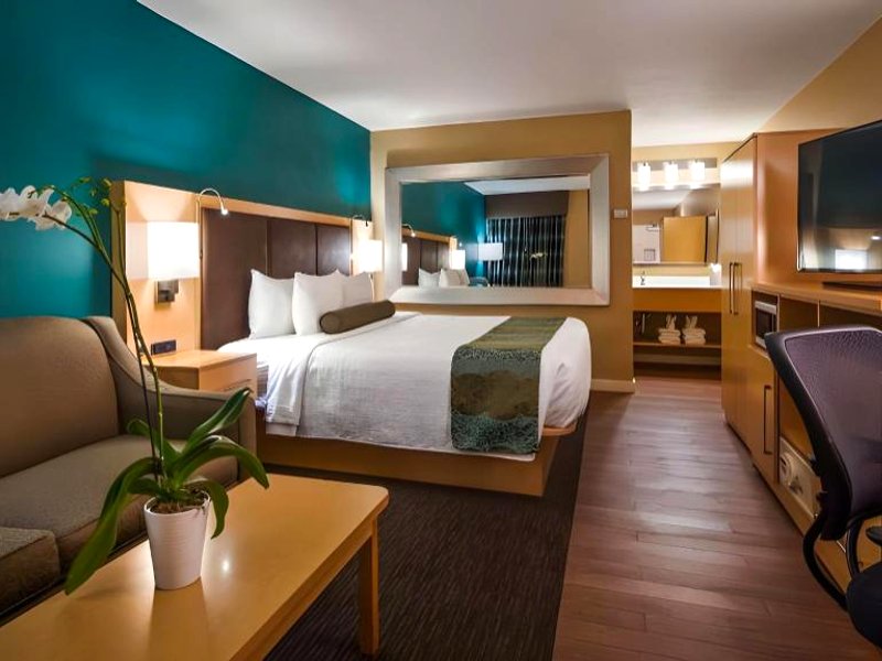 ベストウェスタン プラス サウス コースト イン (Best Western Plus South Coast Inn)の写真