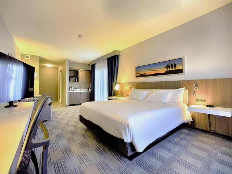 Hilton Garden Inn Santa Barbara/Goletaの写真