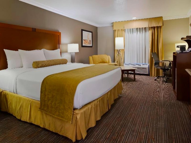 ベストウェスタン プラス ニューポート メサ イン (Best Western Plus Newport Mesa Inn)の写真