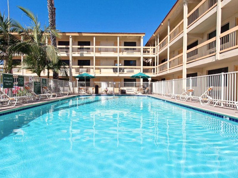ラ キンタ イン バイ ウィンダム コスタ メサ / ニューポート ビーチ (La Quinta Inn by Wyndham Costa Mesa / Newport Beach)の写真