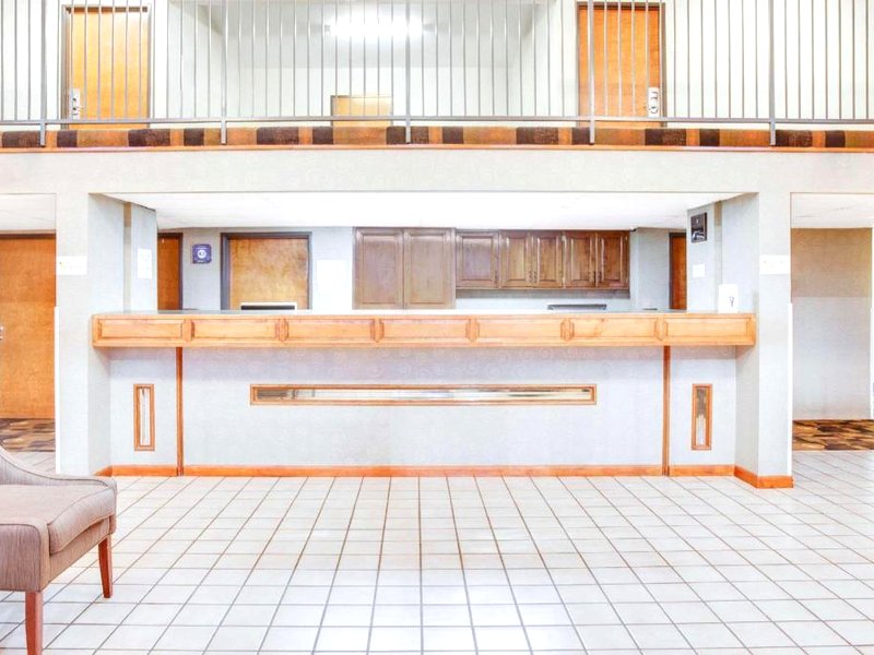 スーパー 8 バイ ウインダム モリルトン (Super 8 By Wyndham Morrilton)の写真