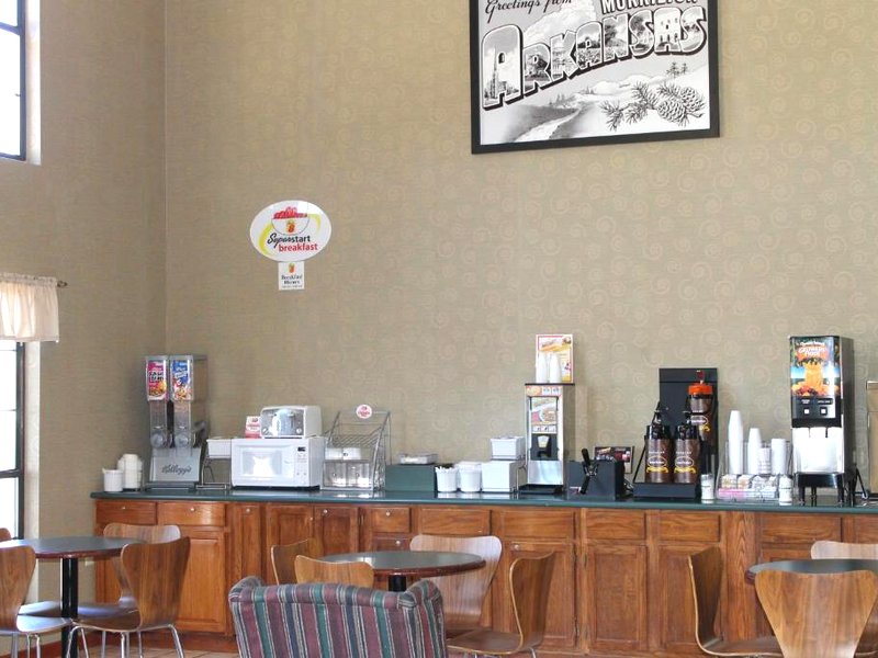 スーパー 8 バイ ウインダム モリルトン (Super 8 By Wyndham Morrilton)の写真