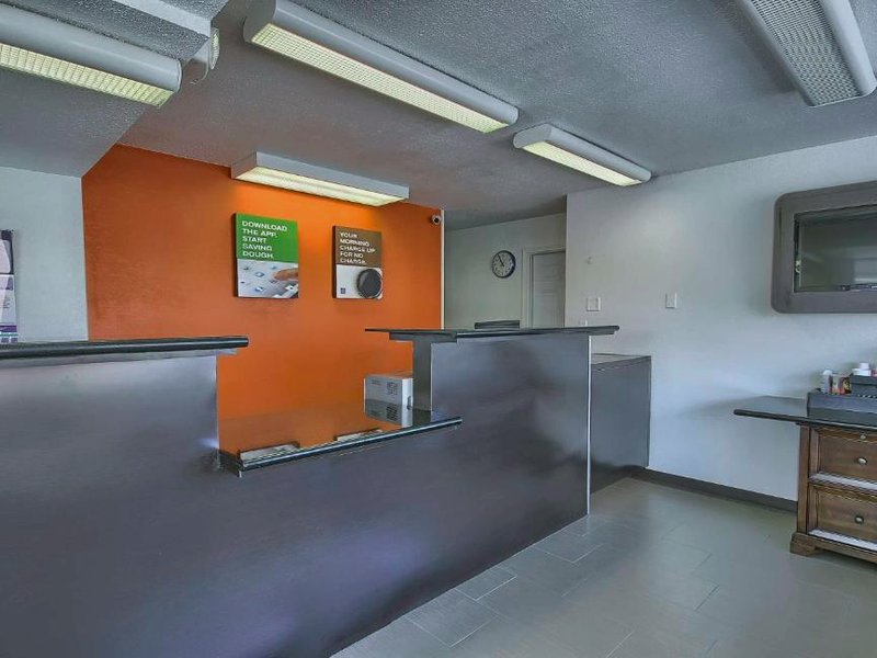 Motel 6 Lima, OHの写真