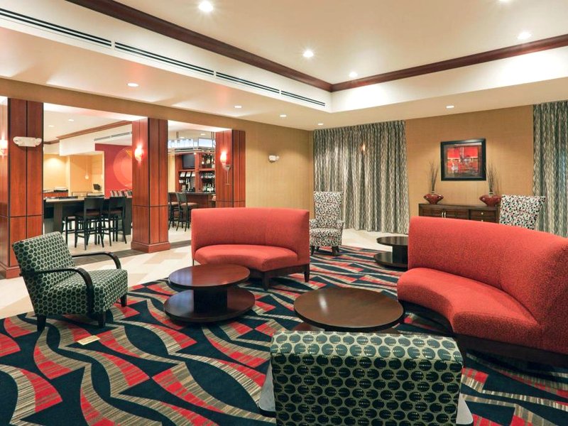ホリデイ イン ＆ スイーツ リマ バイ IHG (Holiday Inn & Suites Lima By IHG)の写真