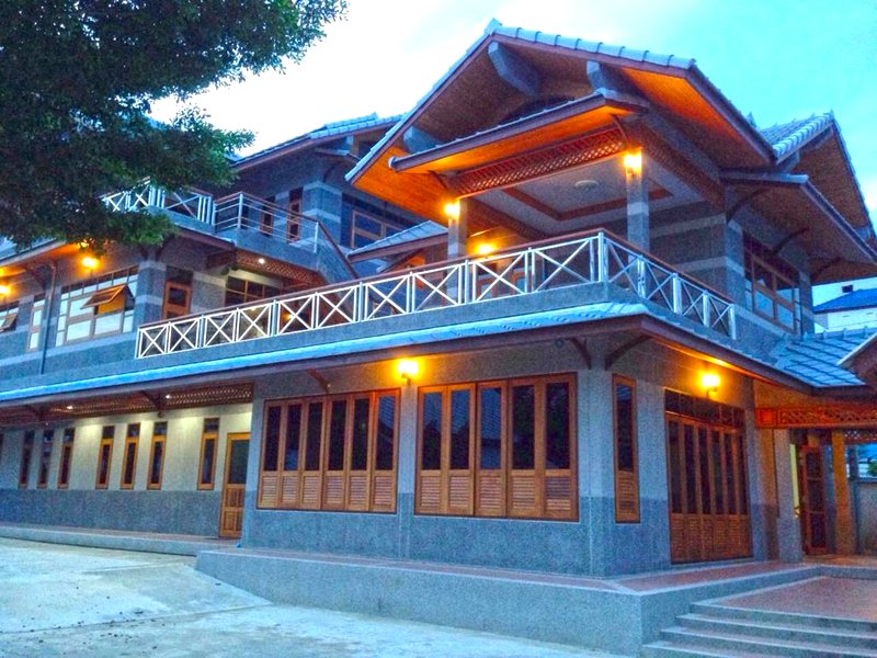 バーン・シリポーン・リゾート (Baan Siriporn Resort)の写真