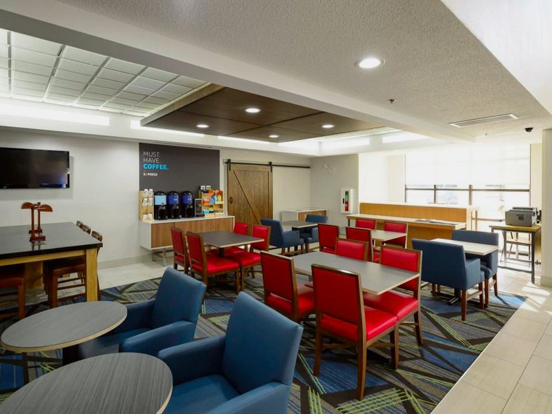 Holiday Inn Express Hillsborough-Durham Area By IHGの写真