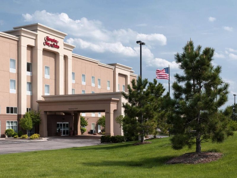 ハンプトン イン&スイーツ ダベンポート (Hampton Inn & Suites Davenport)の写真
