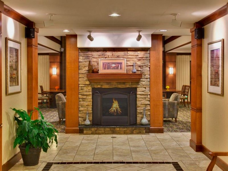 Staybridge Suites Davenport By IHGの写真