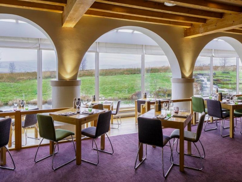 テバイ サービシズ ホテル (Tebay Services Hotel)の写真