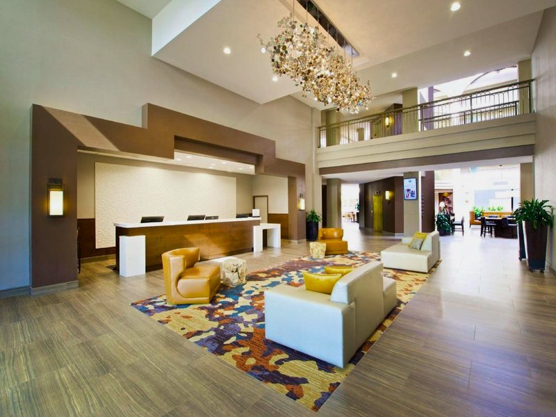 エンバシー スイーツ バイ ヒルトン シアトル ベルビュー (Embassy Suites by Hilton Seattle Bellevue)の写真