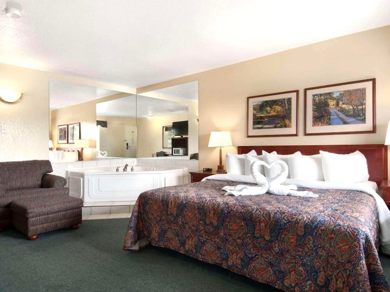 Travelodge by Wyndham Drumheller ABの写真