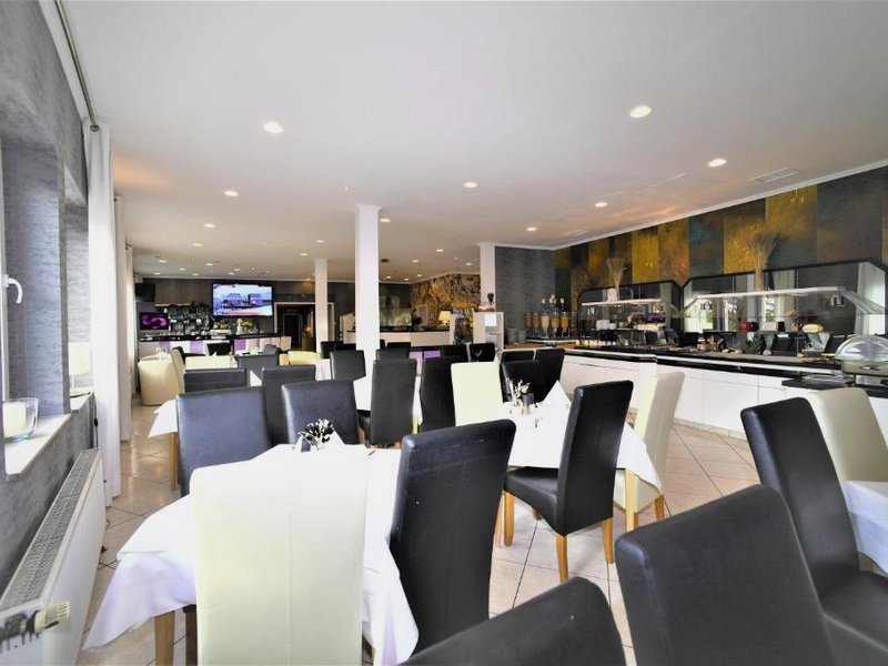 Ascot Hotelの写真