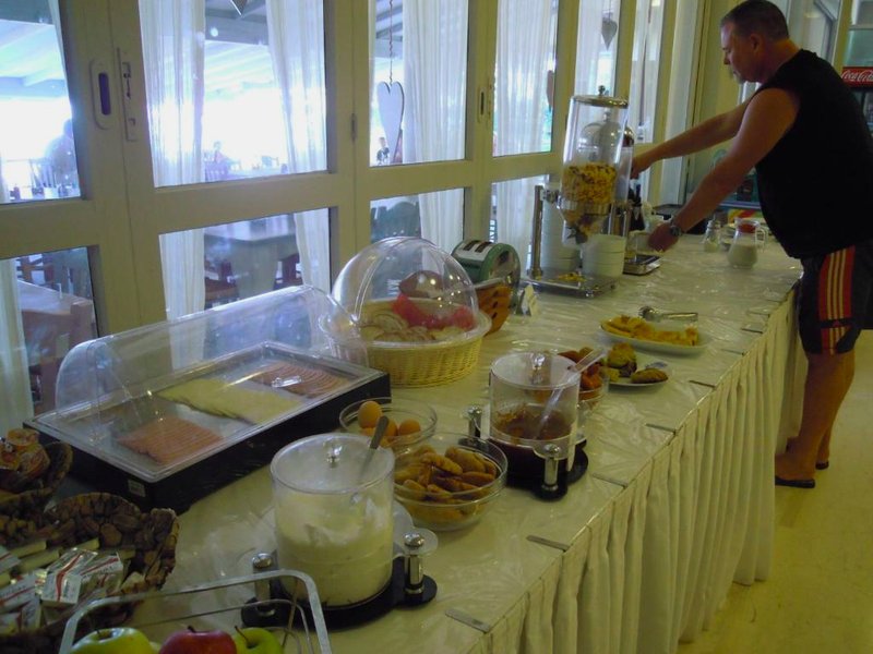 Hotel Loukas Vrachosの写真