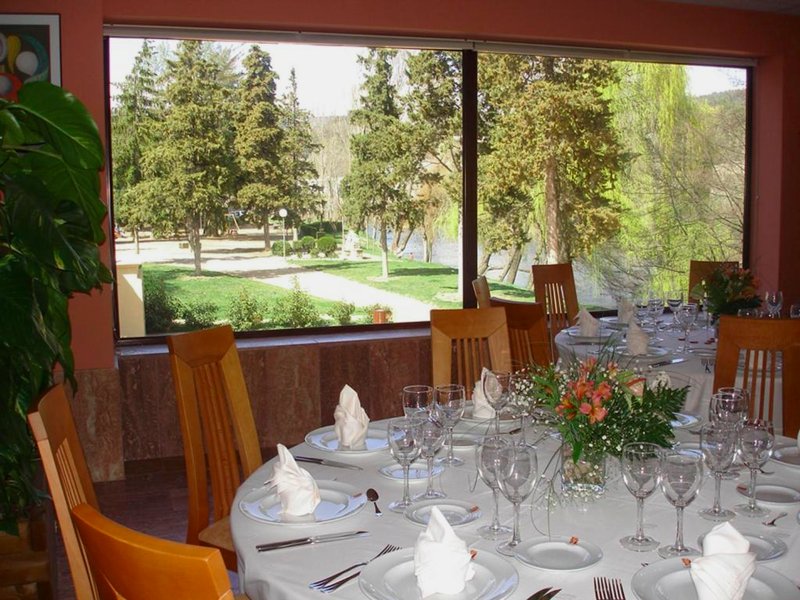 ホテル サン キルツェ デ ベソラ (Hotel Sant Quirze De Besora)の写真