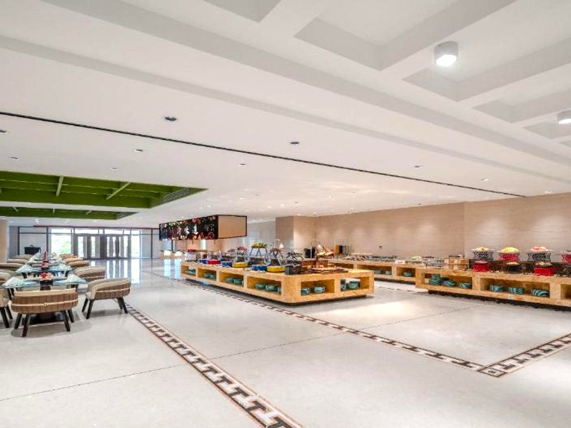 Wanda Jin Hotel Karamay Dushanzi Huiyangの写真