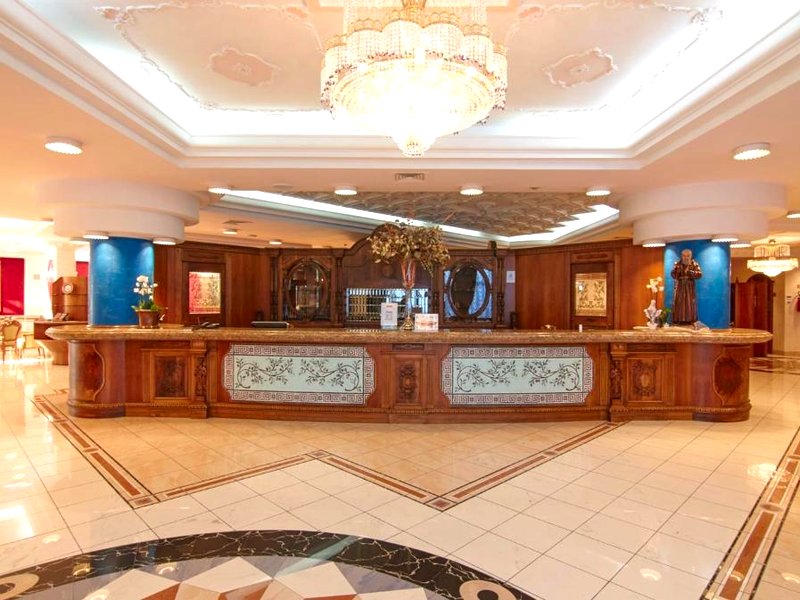 San Giovanni Rotondo Palace - Alihotelsの写真