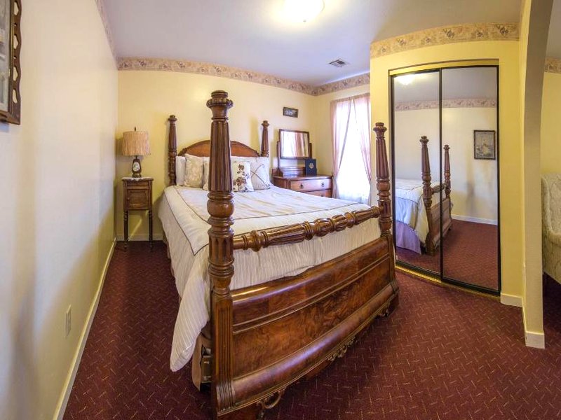 ヒストリック カリー ハウス ホテル (Historic Cary House Hotel)の写真