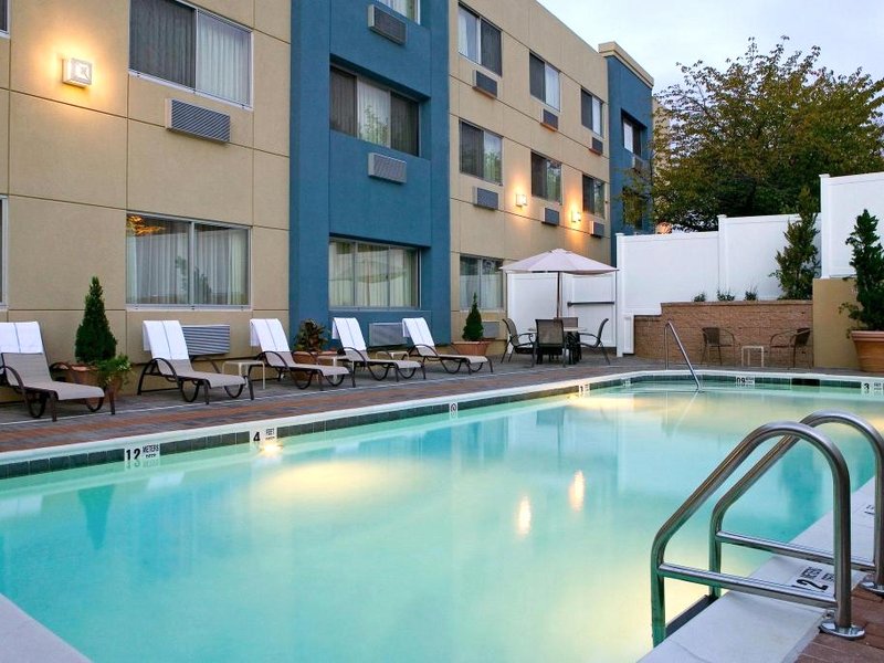 フォー ポインツ バイ シェラトン メルビル ロング アイランド (Four Points by Sheraton Melville Long Island)の写真