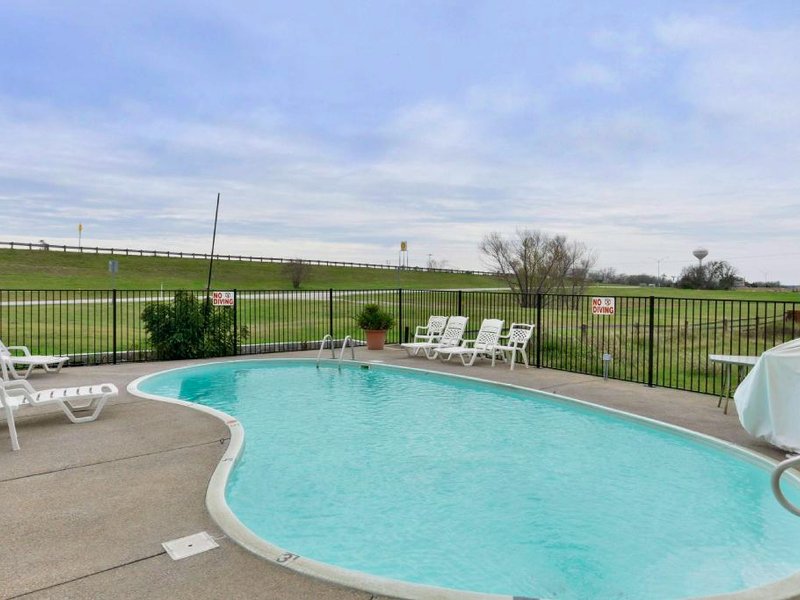 アメリカズ ベスト バリュー イン シューレンバーグ (Americas Best Value Inn Schulenburg)の写真