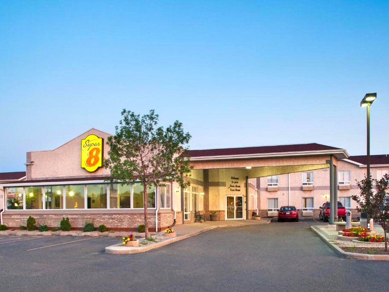 スーパー 8 バイ ウィンダム ブランドン MB (Super 8 By Wyndham Brandon Mb)の写真