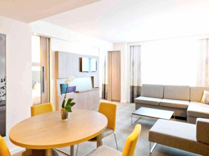 ノボテル ウッチ セントラム ホテル (Novotel Lodz Centrum Hotel)の写真