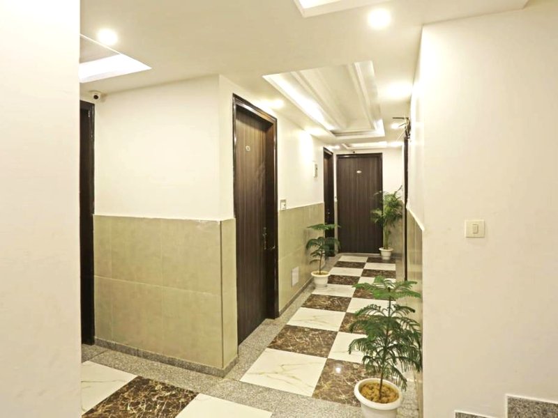 ホテル アルモラ デリー エアポート (Hotel Almora Delhi Airport)の写真