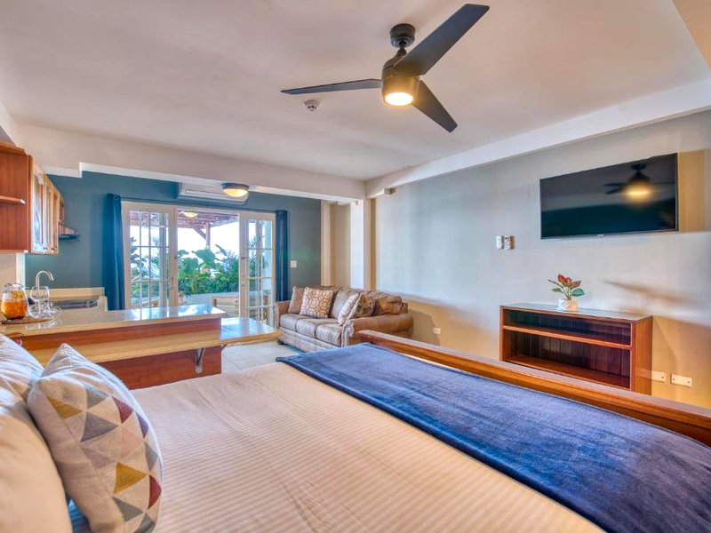 Tropical Suites Hotelの写真