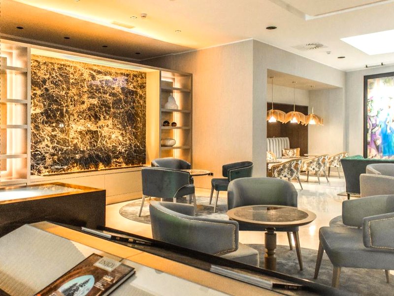 ユーロスターズ ダイアナ パレス ホテル (Eurostars Diana Palace Hotel)の写真