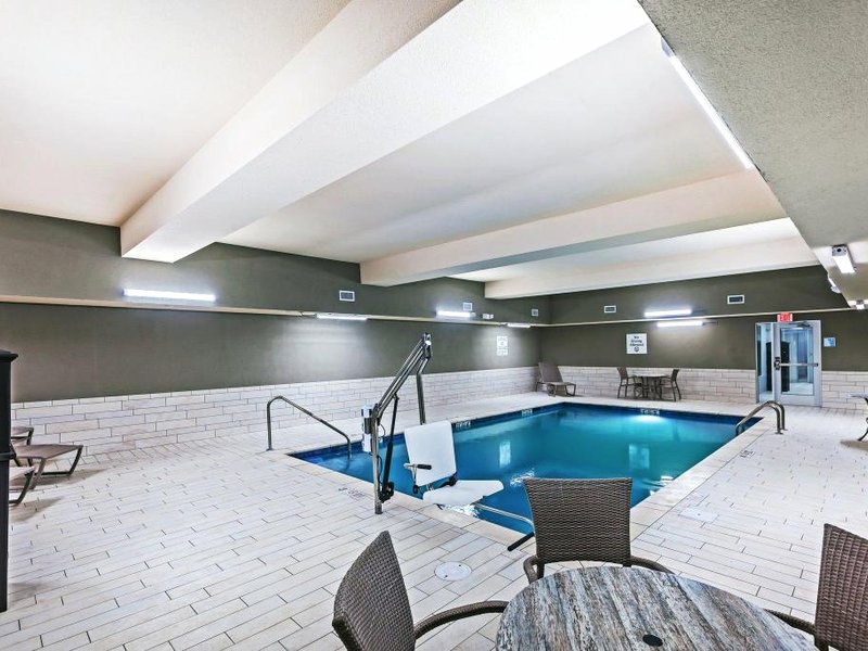 Holiday Inn Express & Suites Coffeyville By IHGの写真