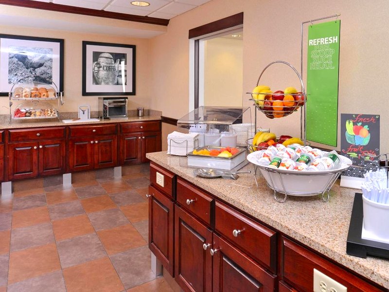 ハンプトン イン&スイーツ デイトン ヴァンダリア (Hampton Inn & Suites Dayton-Vandalia)の写真