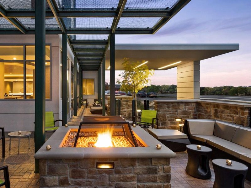 SpringHill Suites Camp Hillの写真