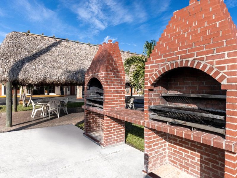 トラベロッジ フロリダシティ ホームステッド エヴァーグレイズ (Travelodge by Wyndham Florida City/Homestead/Everglades)の写真