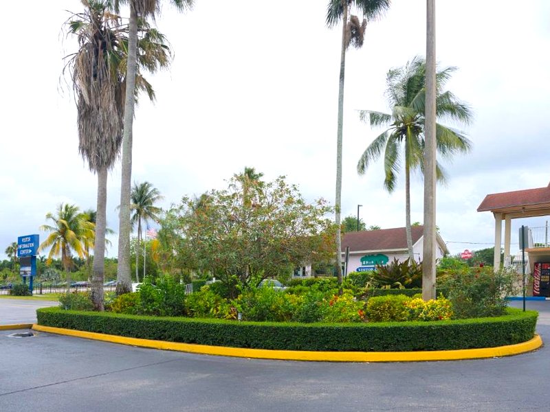 フェアウェイ イン フロリダ シティ (Fairway Inn Florida City)の写真