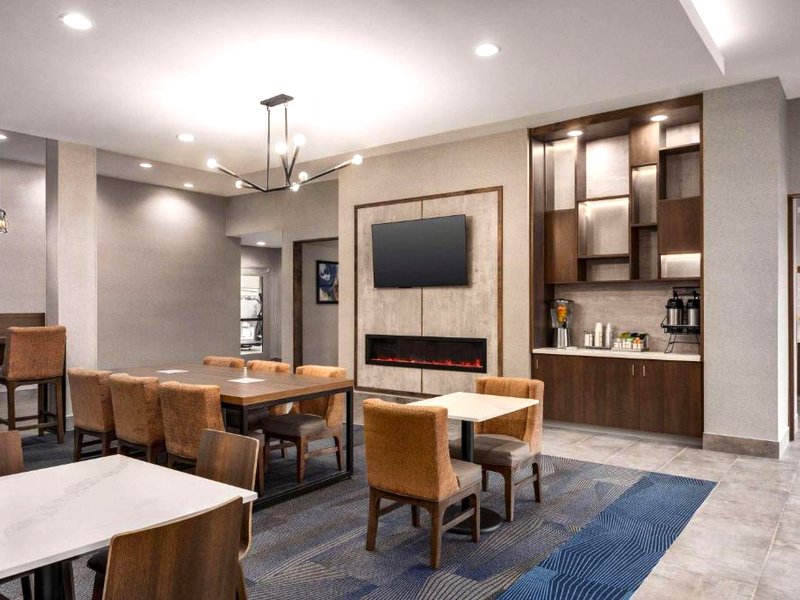 La Quinta Inn & Suites by Wyndham Del Rioの写真
