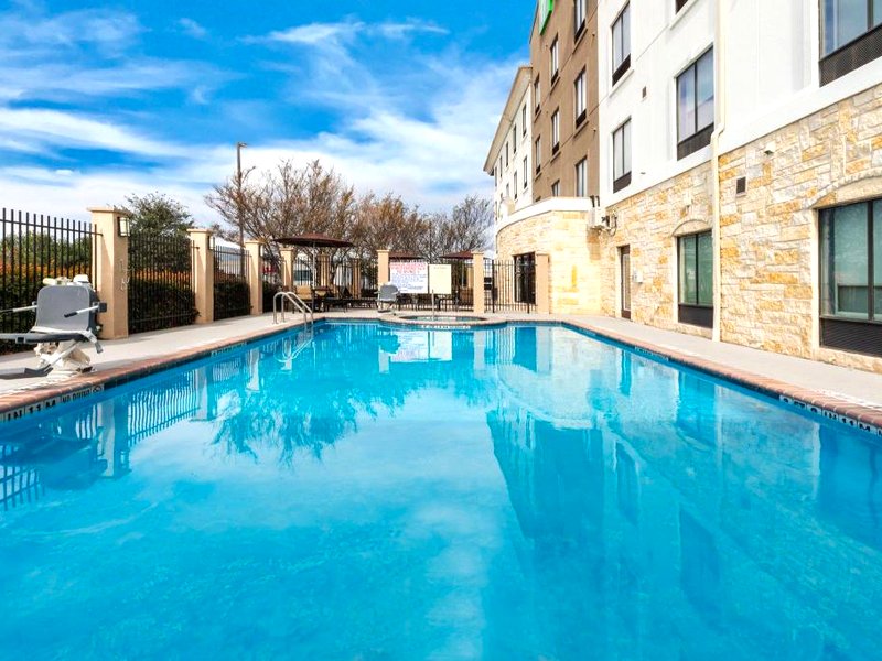 Holiday Inn Express & Suites Del Rio by IHGの写真