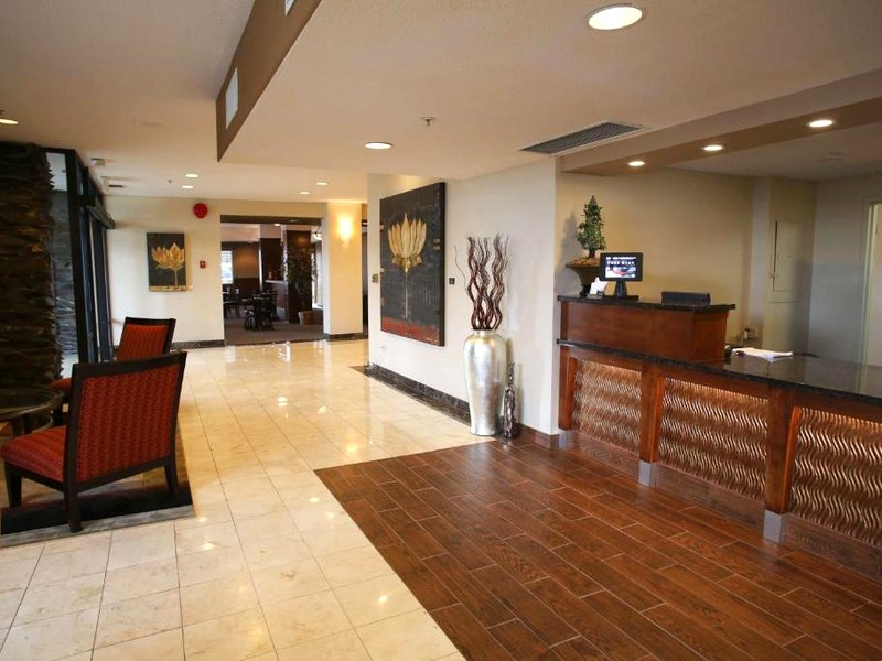 レッド ライオン イン アンド スイーツ オリンピア ガバナー ホテル (Red Lion Inn and Suites Olympia Governor Hotel)の写真