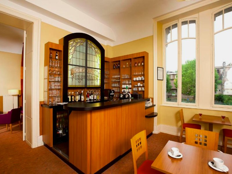 Garden & City Luxeuil Ex Le Metropole et Les Thermesの写真