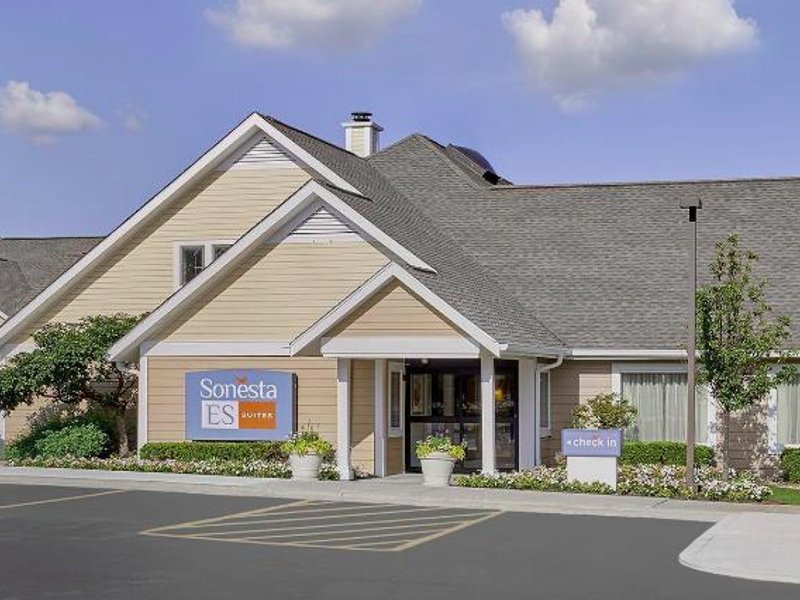 ソネスタ ES スイーツ アナーバー (Sonesta ES Suites Ann Arbor)の写真