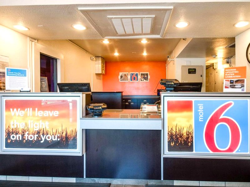 Motel 6 Lenexa, KS - Kansas City Southwestの写真
