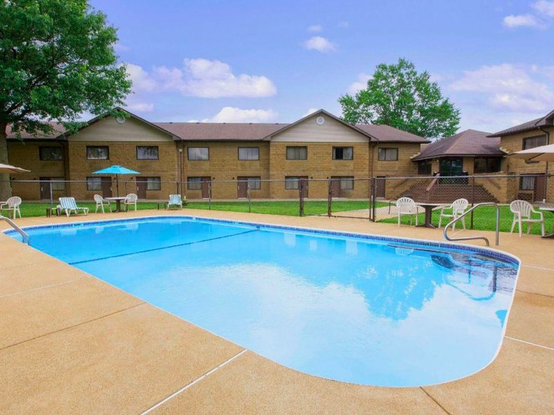 Baymont Inn and Suites by Wyndham Farmington, MOの写真