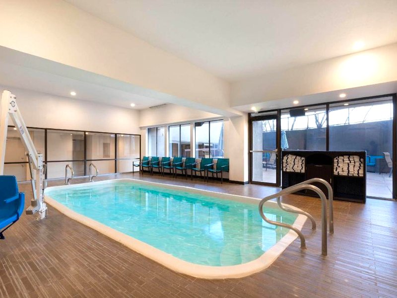 ラ キンタ イン&スイーツ バイ ウィンダム グレンウッド スプリングス (La Quinta Inn & Suites by Wyndham Glenwood Springs)の写真