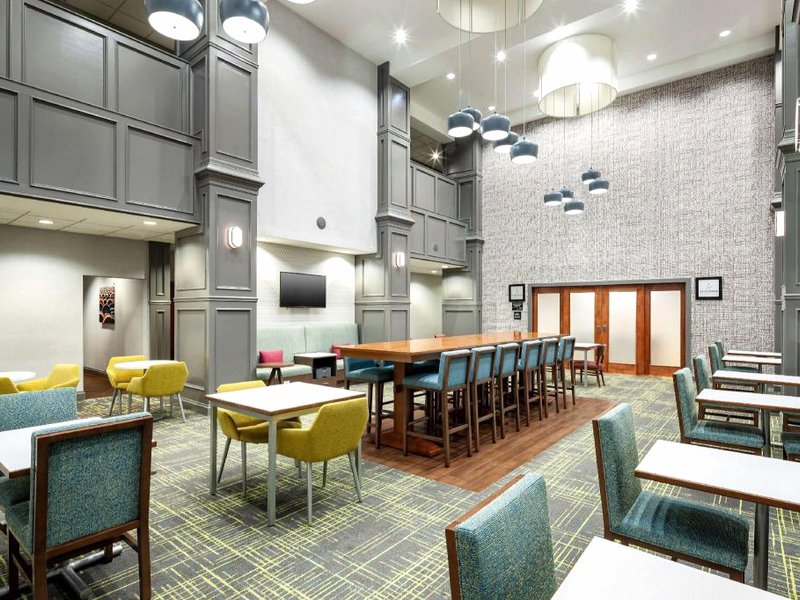 Hampton Inn & Suites Texarkanaの写真