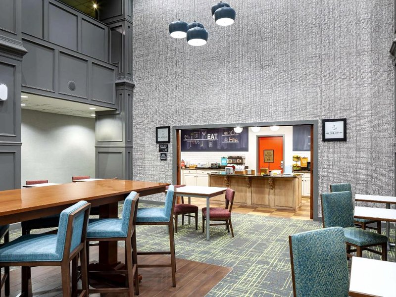 Hampton Inn & Suites Texarkanaの写真