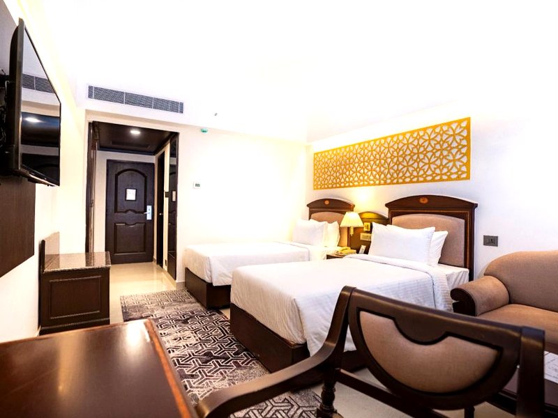 ホテル アンビカ エンパイア (Hotel Ambica Empire)の写真