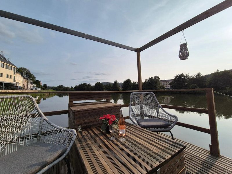 Houseboat Meuseの写真