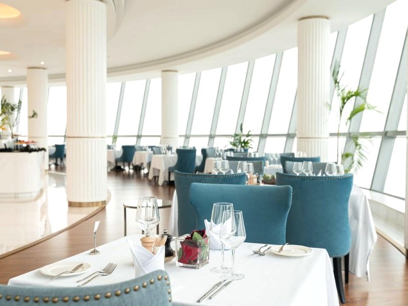 Hilton Brazzaville Les Tours Jumelles Hotel & Residencesの写真