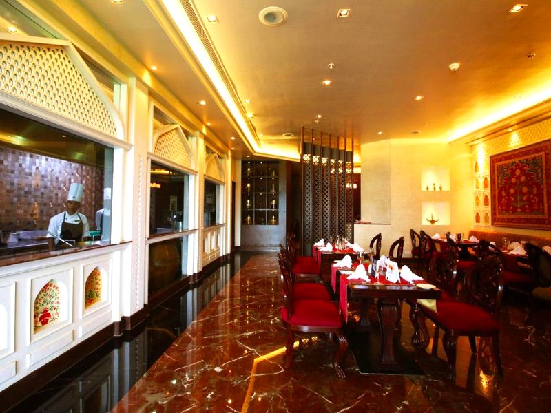 サヤジ ライプール (Sayaji Raipur)の写真