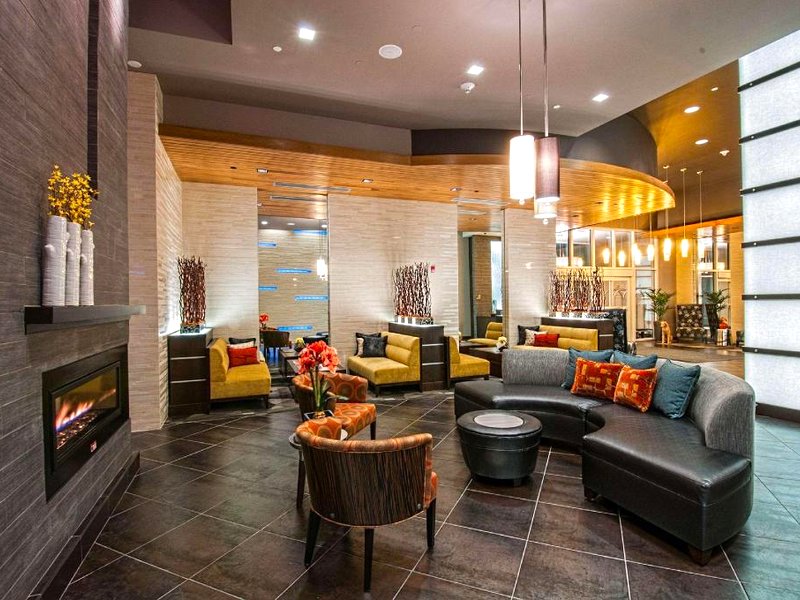 Archer Hotel Falls Church                                                                       の写真