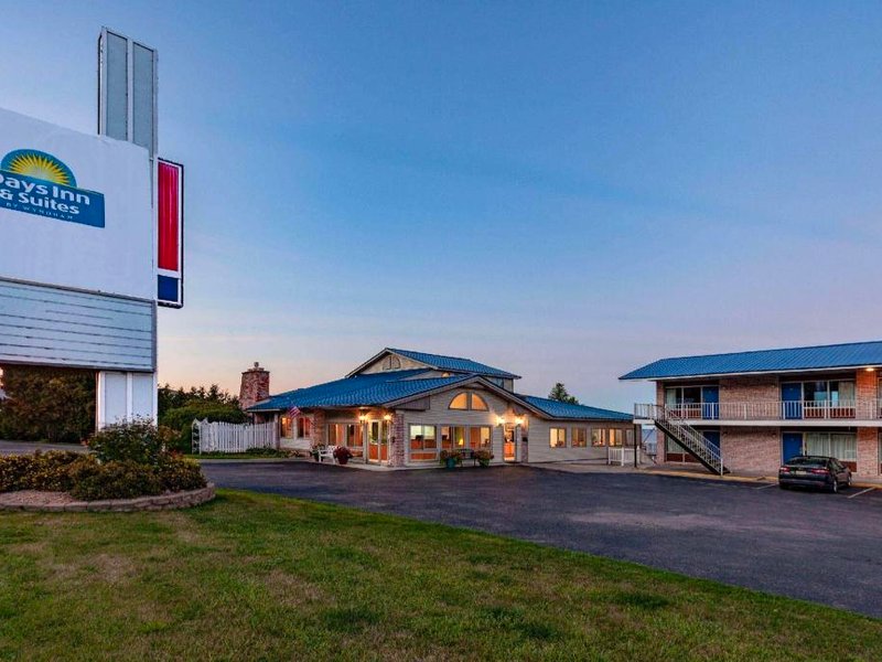 Days Inn & Suites by Wyndham St. Ignace Lakefrontの写真